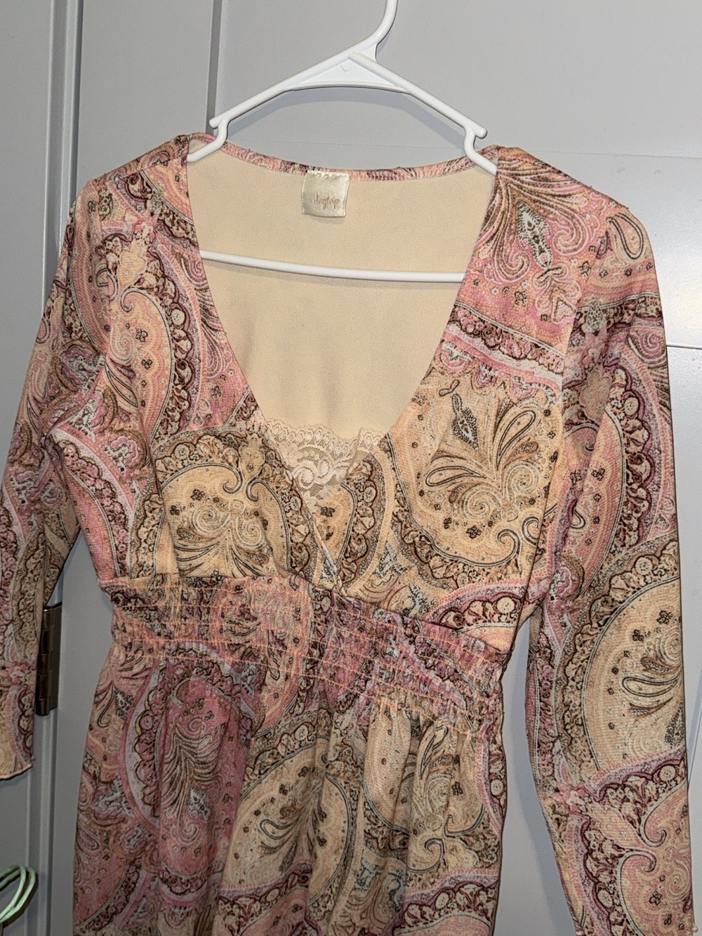 Daytrip Pink and Cream Paisley Long-Sleeve top